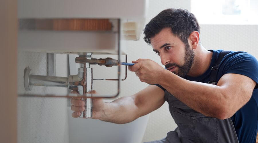 Faucet cartridge replacement in Siloam Springs, AR